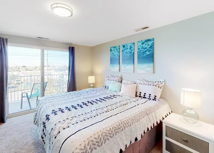 Waves 202 Ocean City