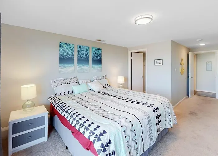 Waves 202 Holiday home